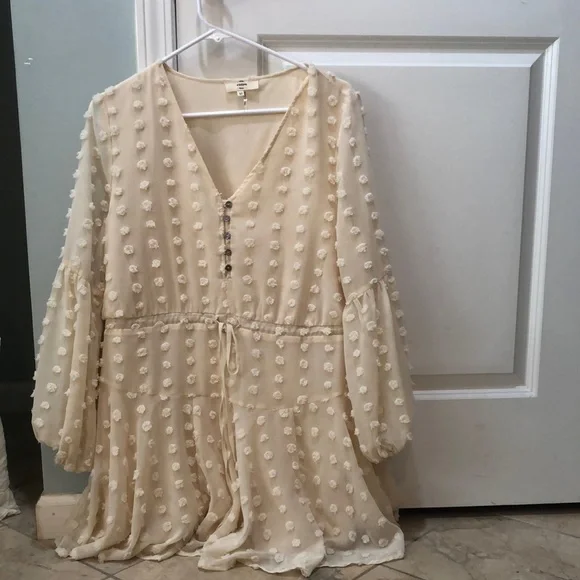 Entro Cream Textured Dress - Picture 1 of 8